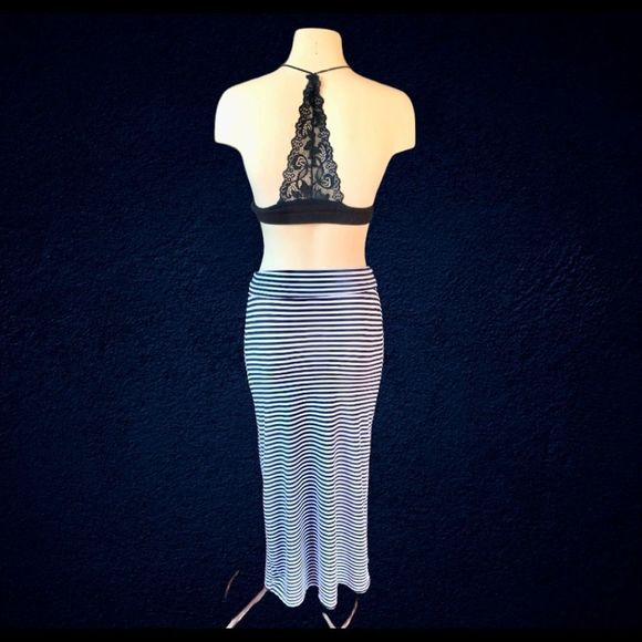 Maxi skirt - Picture 2 of 4